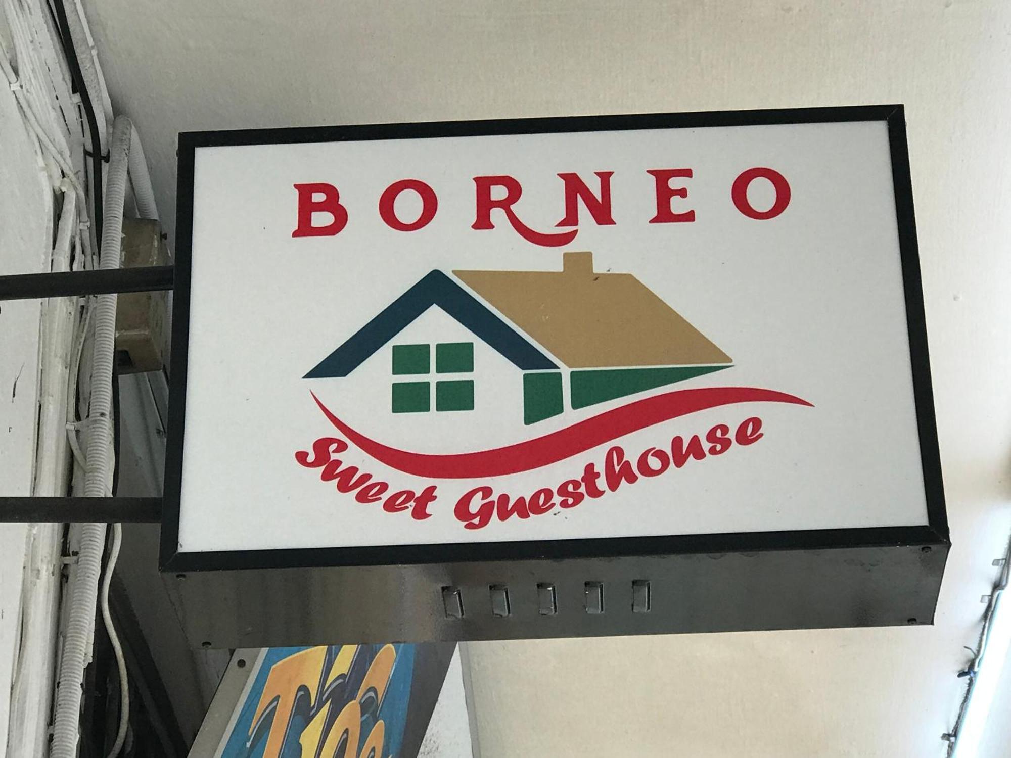 Borneo Sweet Guesthouse Kuching Exterior photo